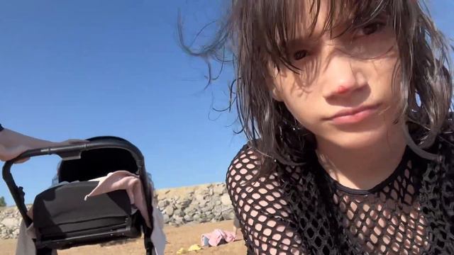 Пляжный сезон открыт🫶🌊💦 смотреть онлайн