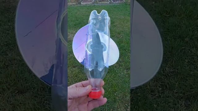 Ветряк своими руками из dvd диска и пластиковой бутылки смотреть онлайн