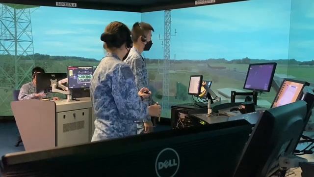 Trainees at work in the AFTC's air traffic control simulator смотреть онлайн