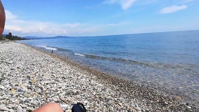 Абхазия, село Приморское, пляж смотреть онлайн