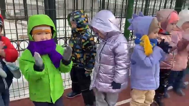 15 апреля провожали зиму ☺️???Это был настоящий весенний праздник ! ?? 3 смотреть онлайн