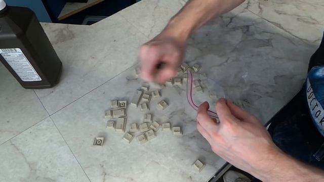 Apple IIc Restoration and video jack repair смотреть онлайн