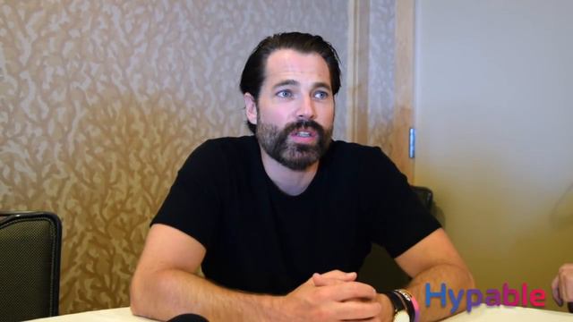 Wynonna Earp at SDCC 2018: Tim Rozon interview смотреть онлайн