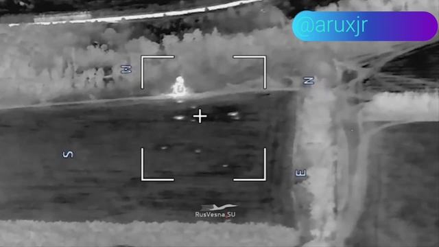 ??ドイツの自走砲が廃棄処分されました。でも??ロシアの砲兵は素晴らしい戦利品を手に入れました！それは「世界最高の自走砲」PzH2000（パンツァーハウビッツェ2000）です。 смотреть онлайн