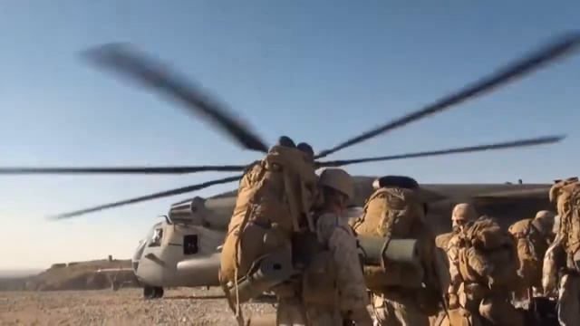 Афганистан  Транспортный вертолёт Sikorsky CH 53E Super Stallion