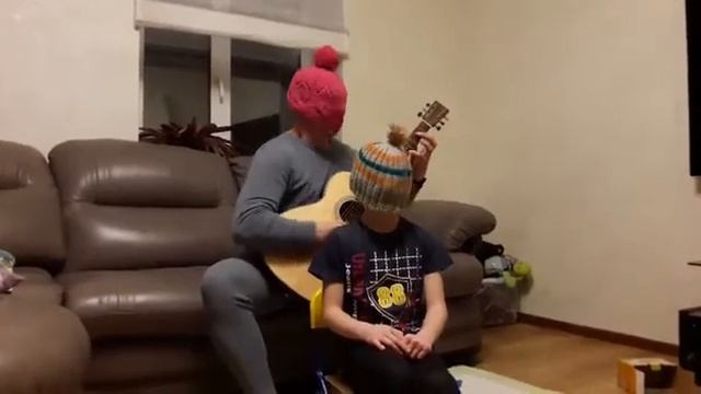 Шапки поют смотреть онлайн