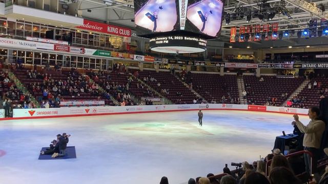 2023 Canadian Tire National skating Championships. Victory ceremony. Men. Keegan Messing. Back flip смотреть онлайн