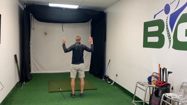 Simple Warm up for golfers 40+ смотреть онлайн
