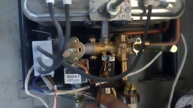 ცენტრალური გათბობა ჩვეულებრივ წყლის გამაცხელებელ "კალონკაზე" смотреть онлайн