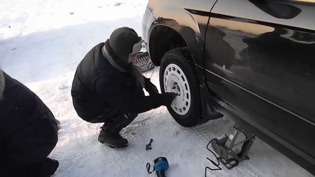 Электродомкрат Varta