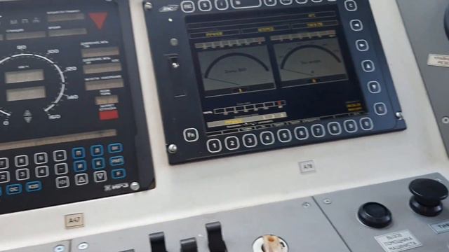 3ЭС5К -907 ,Поднятие токоприемника от БК. смотреть онлайн