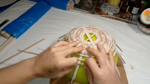 Плетём абажур-воздушный шар Ч.1 смотреть онлайн