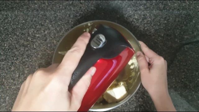 Ferrero Rocher Cake | Layla's Tasty Kitchen | recepty смотреть онлайн