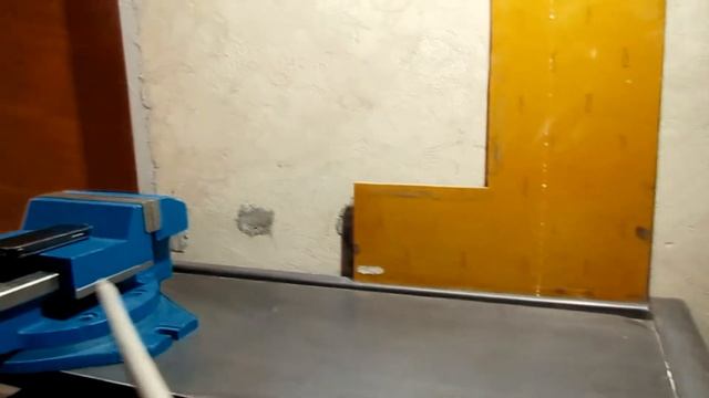 Есть ли жизнь в подвале или изготовление очередного стола. смотреть онлайн