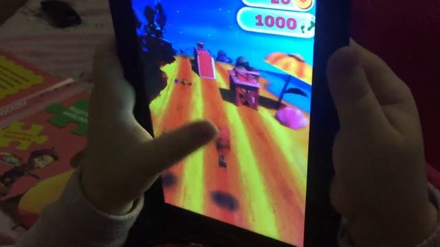 Игра Berry Rush Шарлотта Земляничка игры для детей прохождение планшет смотреть онлайн