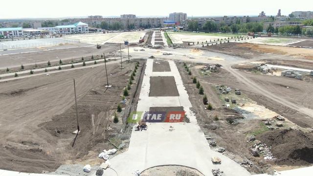 До открытия парка меньше месяца смотреть онлайн