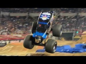 Monster Jam World Finals 20 XX FULL SHOW - Прыжки в высоту - Фристайл