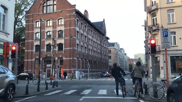 Driving in Brussels, Ixelles смотреть онлайн