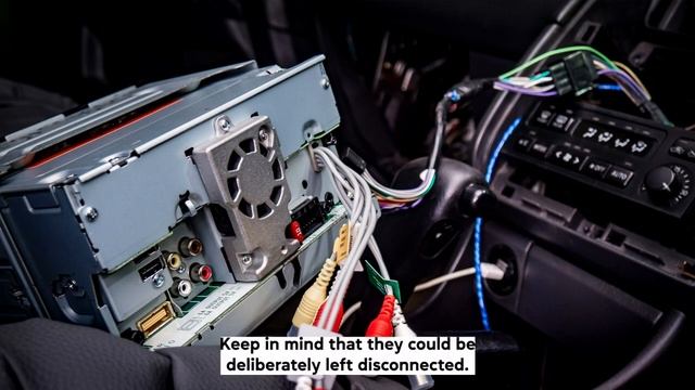 How To Fix a Car Stereo That Has Power But No Sound Is Coming From The Speakers смотреть онлайн