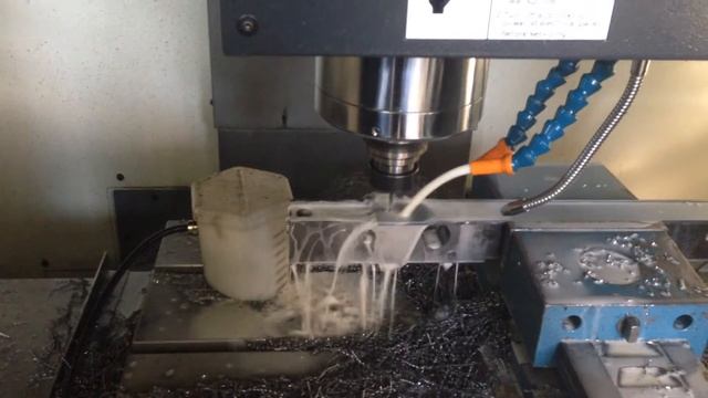 Универсально-фрезерный станок ООО «Металлопром» смотреть онлайн