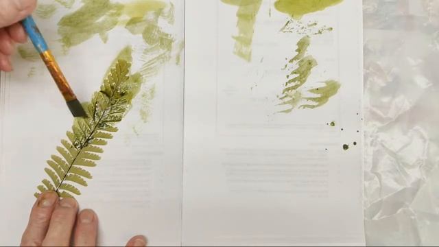 Make Your Own Leaf Colorant Using Rit Dye & Fabric Medium | Coloring Leaves | DIY Formula смотреть онлайн