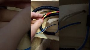 Блок питания с самодельным корпусом из фанеры (#своимируками) . #блокпитания #доработка #самоделка