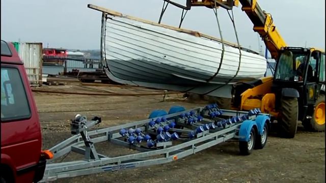 The Classic Motor Launch Restoration (part one) смотреть онлайн