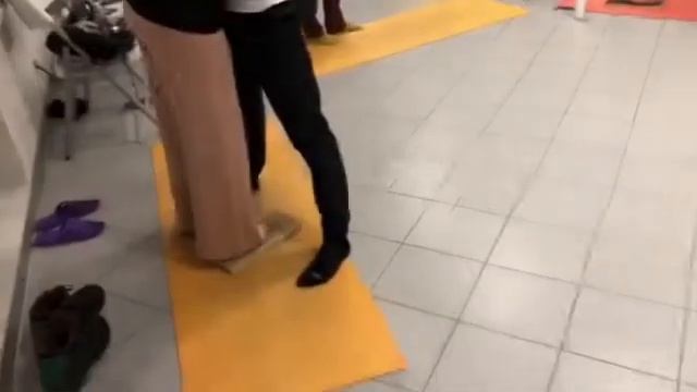 Групповая практика по гвоздестоянию смотреть онлайн