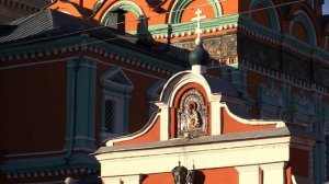 Звон колоколов храма Святителя Григория Неокесарийского на Полянке / Москва /