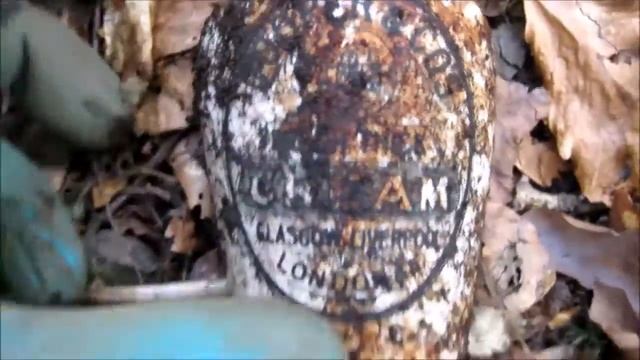 First bottle dump dig and found a grail piece (The Yorkshire Digger) смотреть онлайн
