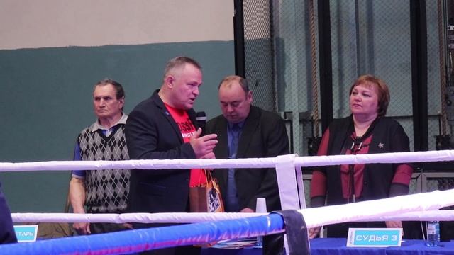 12 мая в культурно-досуговом центре "Магистраль" прошла матчевая встреча по боксу. смотреть онлайн