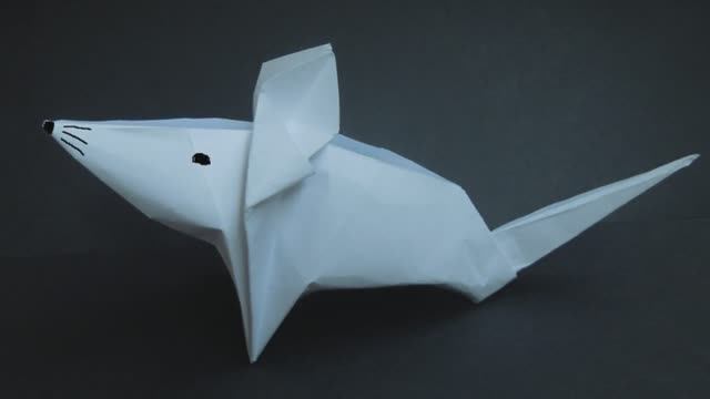 Как сделать мышку из бумаги. Оригами мышь.mp4 смотреть онлайн