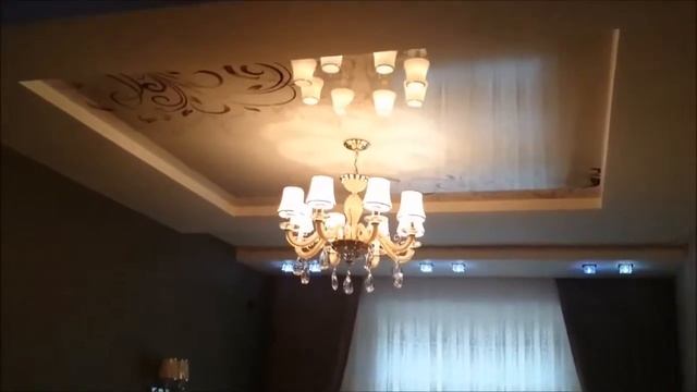 Многоуровневый натяжной потолок с Фотопечатью в Спальне со скрытой нишей под карниз смотреть онлайн