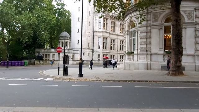 London walk, Northumberland Avenue, Corintha Hotel, The Royal house guards hotel, Whitehall Palace смотреть онлайн