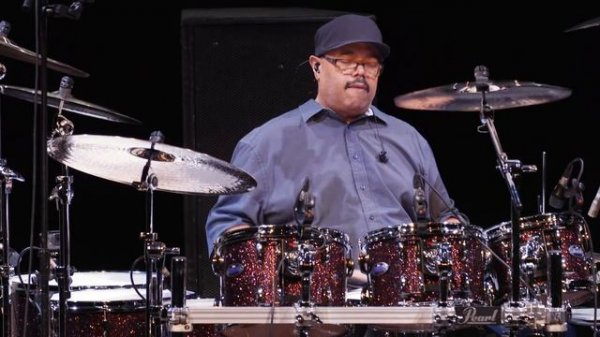 Dennis Chambers - 2017 UK Drum Show Performance