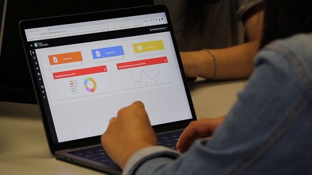 C++ vs JAVA || Which has more jobs? #coding #java #c++ смотреть онлайн