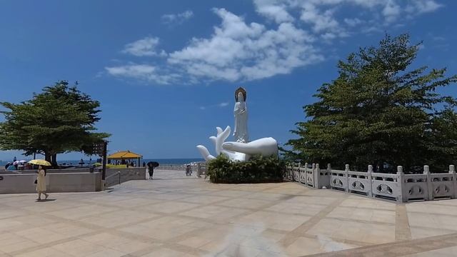 Хайнань. Центр буддизма Наньшань. Статуя богини Гуаньинь смотреть онлайн