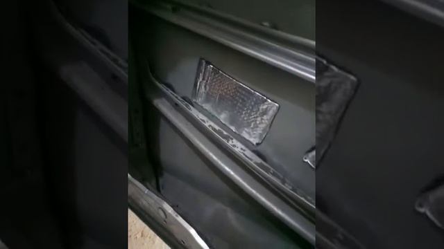 Разборка задней двери на мазде 3 . смотреть онлайн