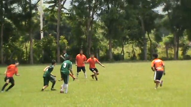 PARTIDO FUTBOL VALENTINI VS ALBITA DE RODRIGES P M2U00390 смотреть онлайн