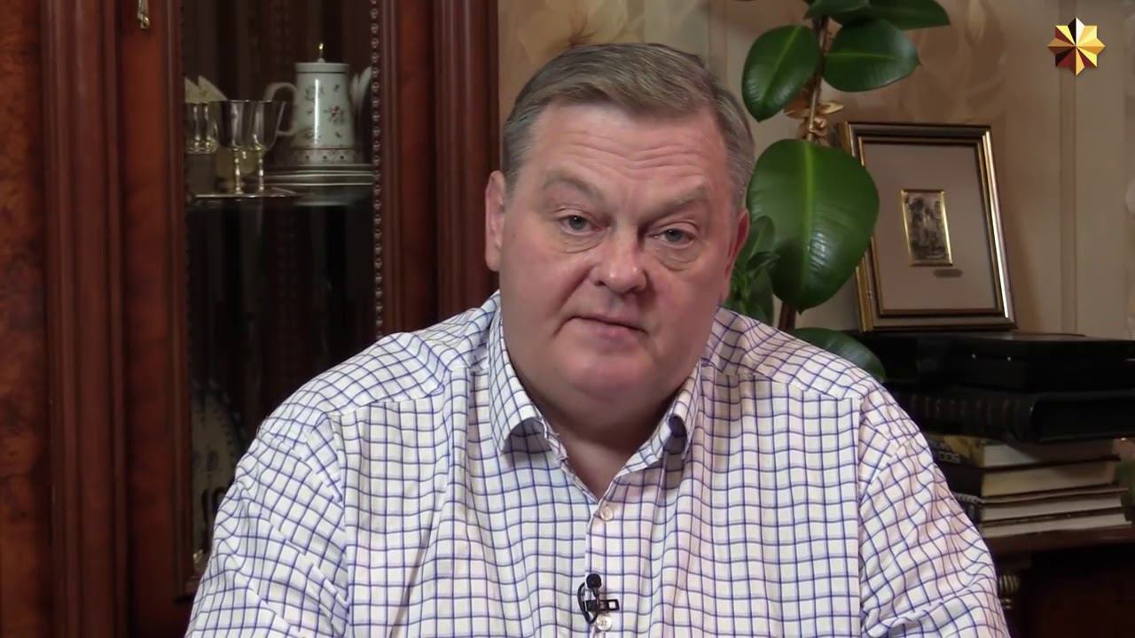 100. Победа под Сталинградом и прорыв блокады Ленинграда смотреть онлайн