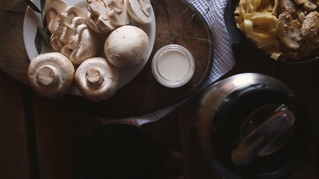 Термос для еды Jerrycan смотреть онлайн