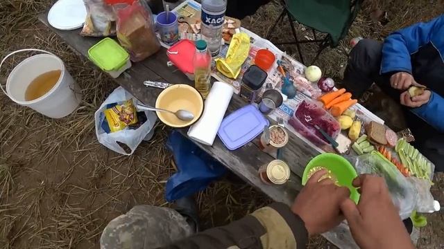 НАЛИМЬЯ ИСТОРИЯ \ Ч3 \ ПЕРВЫЕ ТРОФЕИ \ ИСКАЛИ НАЛИМА, А ПОЙМАЛИ ЩУКУ \ ЖАРИМ РЫБУ НА КАРДОНЕ!! смотреть онлайн