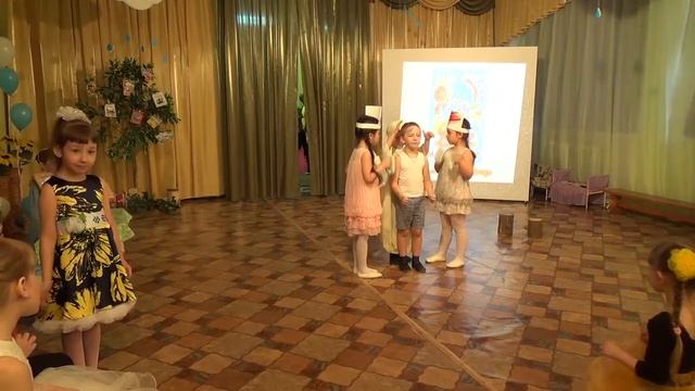 Видео третье. Спектакль "Мойдодыр". смотреть онлайн