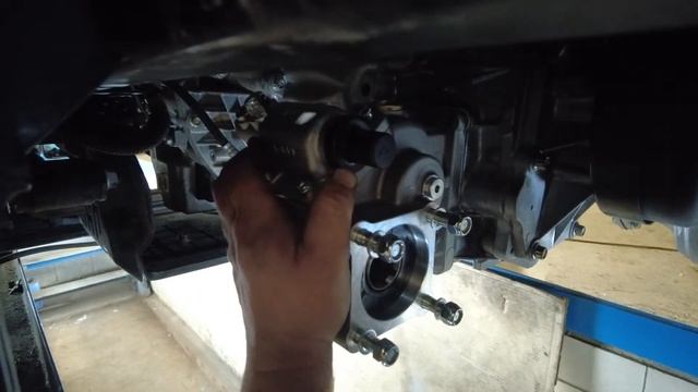 Сборка мусоровоза EMI 8куб.м на шасси Fuso смотреть онлайн