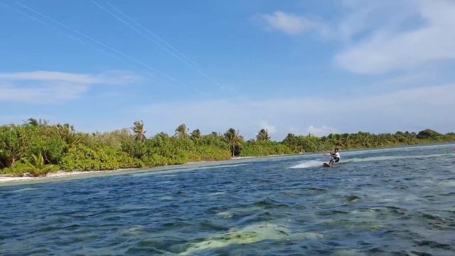 Yongest kitesurfer in maldives ?? смотреть онлайн