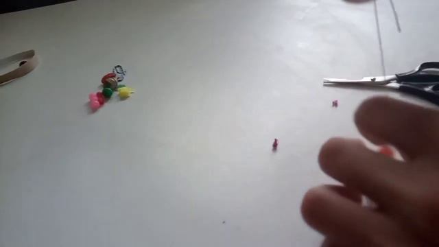 Как сделать игрушки для попугая. смотреть онлайн