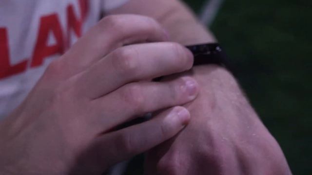 КТО БОЛЬШЕ ПОТРАТИТ КАЛОРИЙ ЗА 300 МЕТРОВ / ПРЫЖКОМ, ГУСЬКОМ, ПОЛЗКОМ! смотреть онлайн