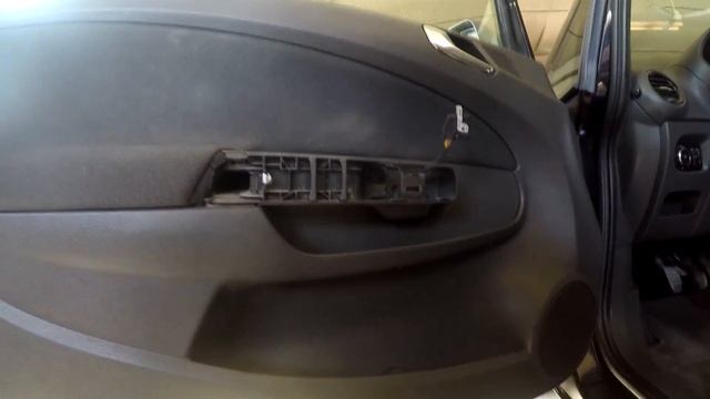 Opel Corsa D (2006–2014) door panel removal смотреть онлайн