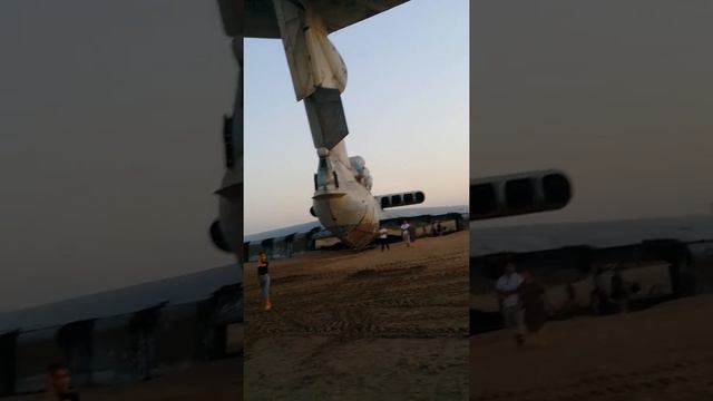 Самолёт Лунь возле Каспийского моря смотреть онлайн