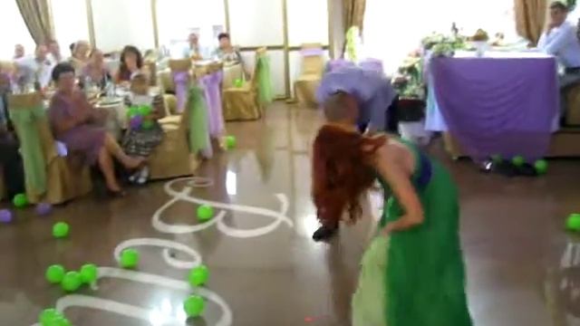 Рок-н-рол.Танцуют Маша и Гриша. смотреть онлайн